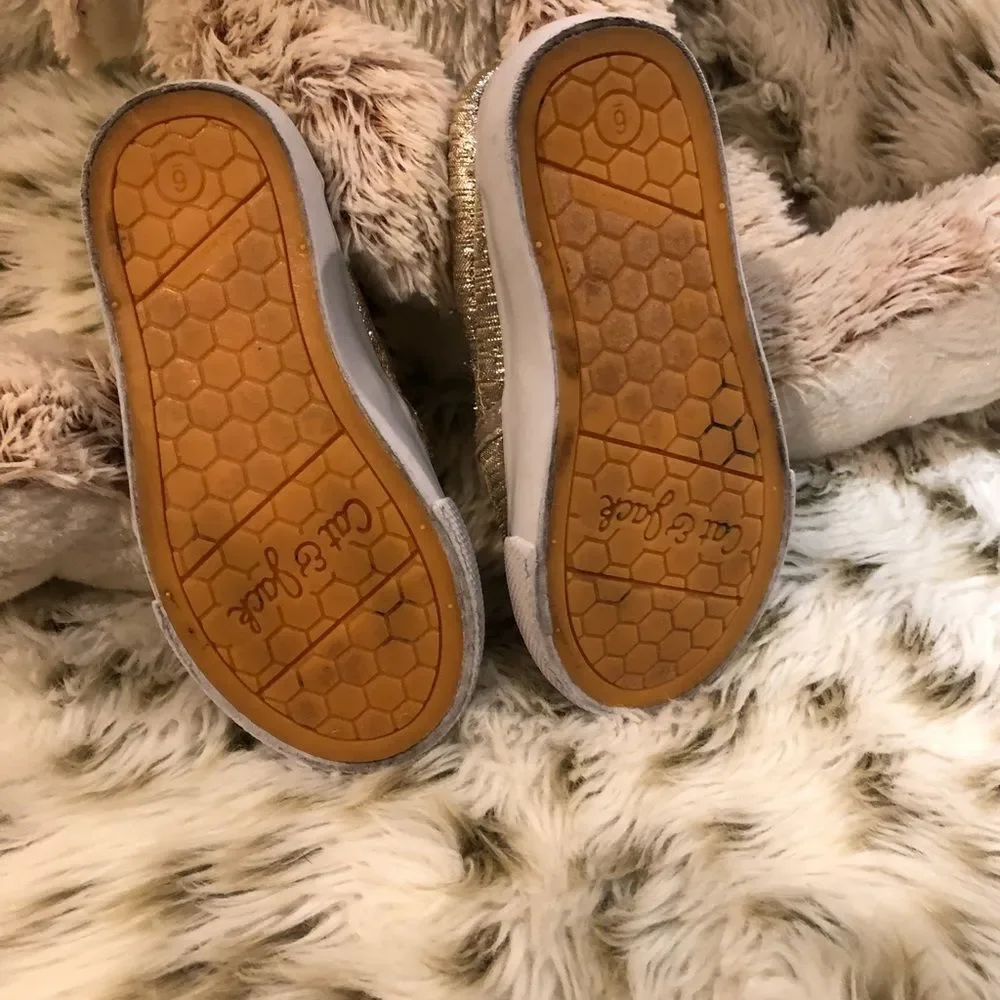 Cat & Jack Toddler Girls Gold Metallic Slip-On Sneakers Size 6